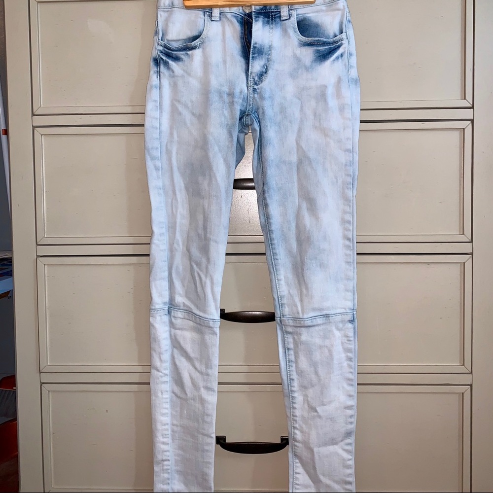 American Eagle Outfitters Hi-Rise Jegging